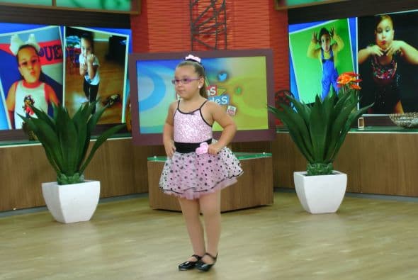 Nada tímida, la pequeña de 6 años mostró a todos porqué se ha convertido en la reinita de las redes sociales.