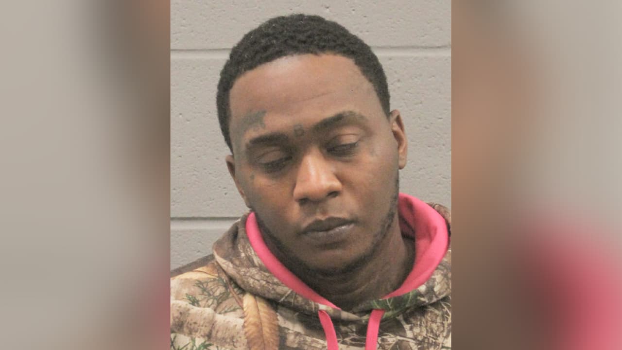 Juez niega fianza a sospechoso de secuestrar y violar a una mujer en el parque Memorial de Houston