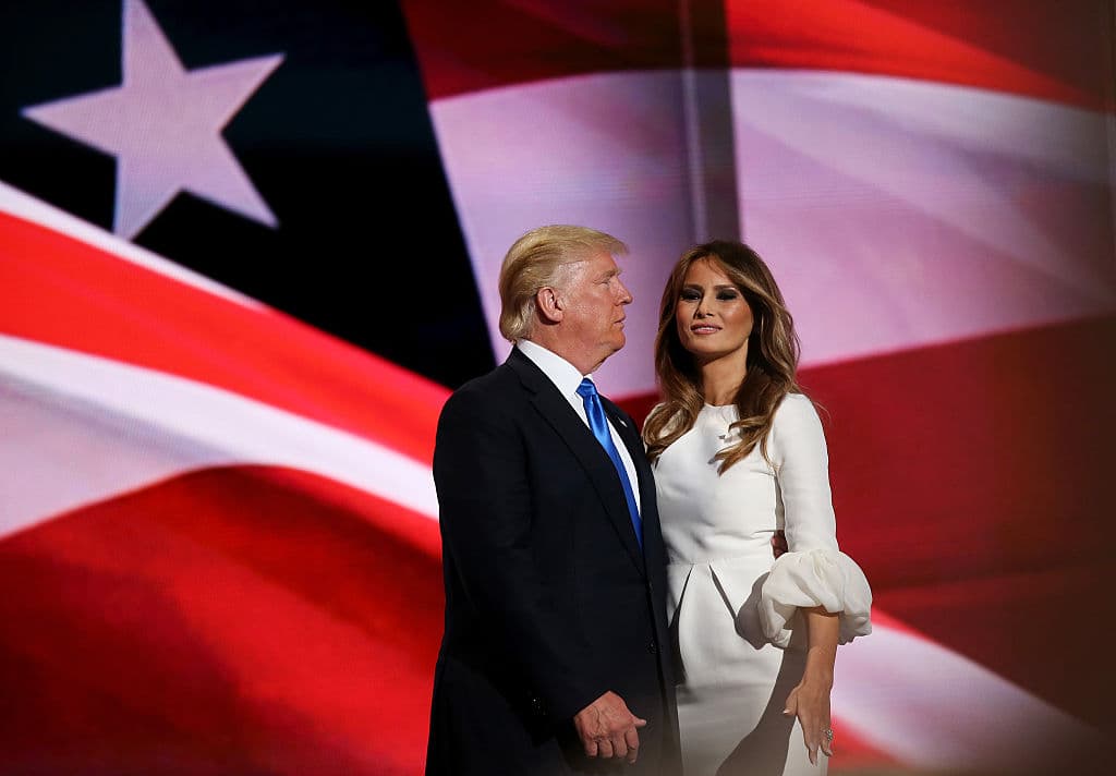 Campaña de Trump revela a la autora del plagio y lo justifica en la admiración de Melania por Michelle Obama
