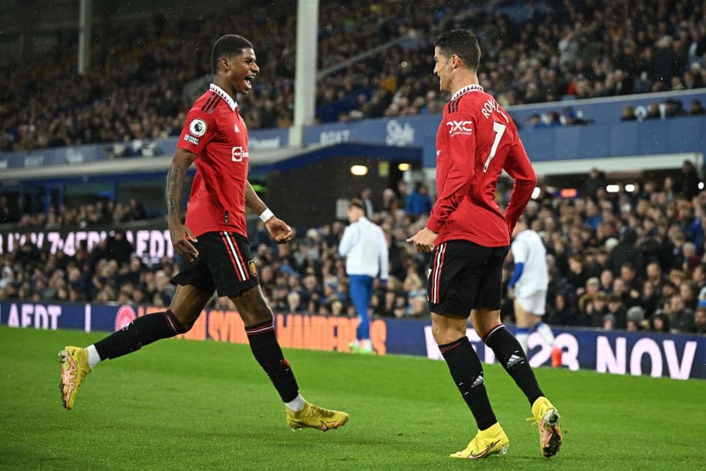 Cristiano Ronaldo llegó a los 700 goles en clubes con el tanto que le dio el triunfo este domingo al Manchester United por 1-2 sobre el Everton en el Premier League.