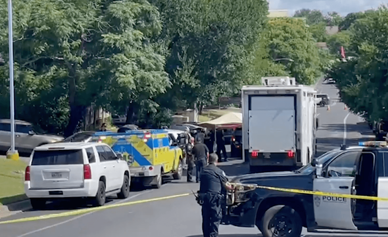 Piden a residentes refugiarse en casa mientras equipo SWAT responde a incidente al sur de Austin