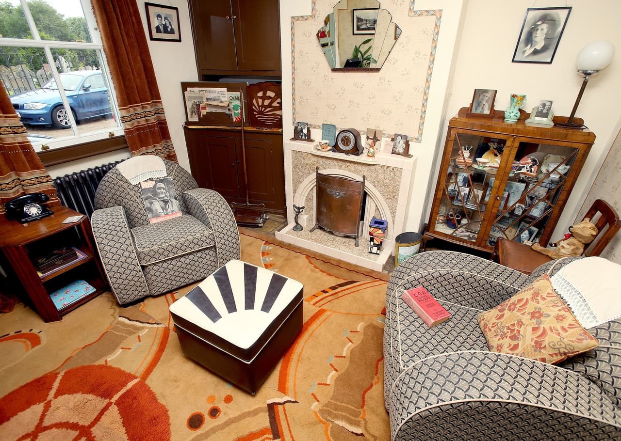 ¿No te encantaría sentarte en un lugar tan fantástico y extraño como este?