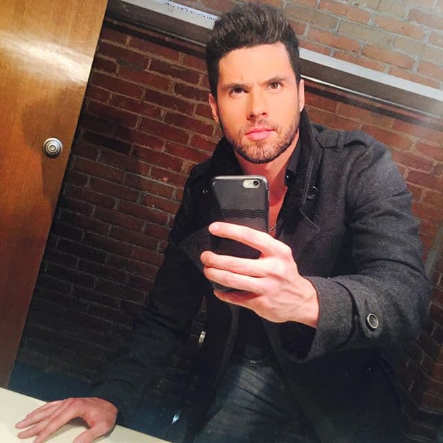 Llegó del cielo directamente a los sets de telenovela.