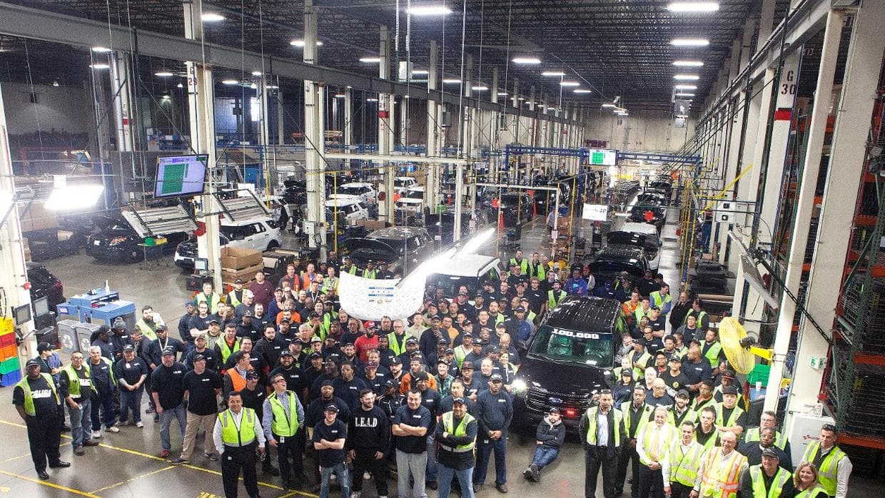 Ford a Trump: “Aquí nos quedaremos para siempre”