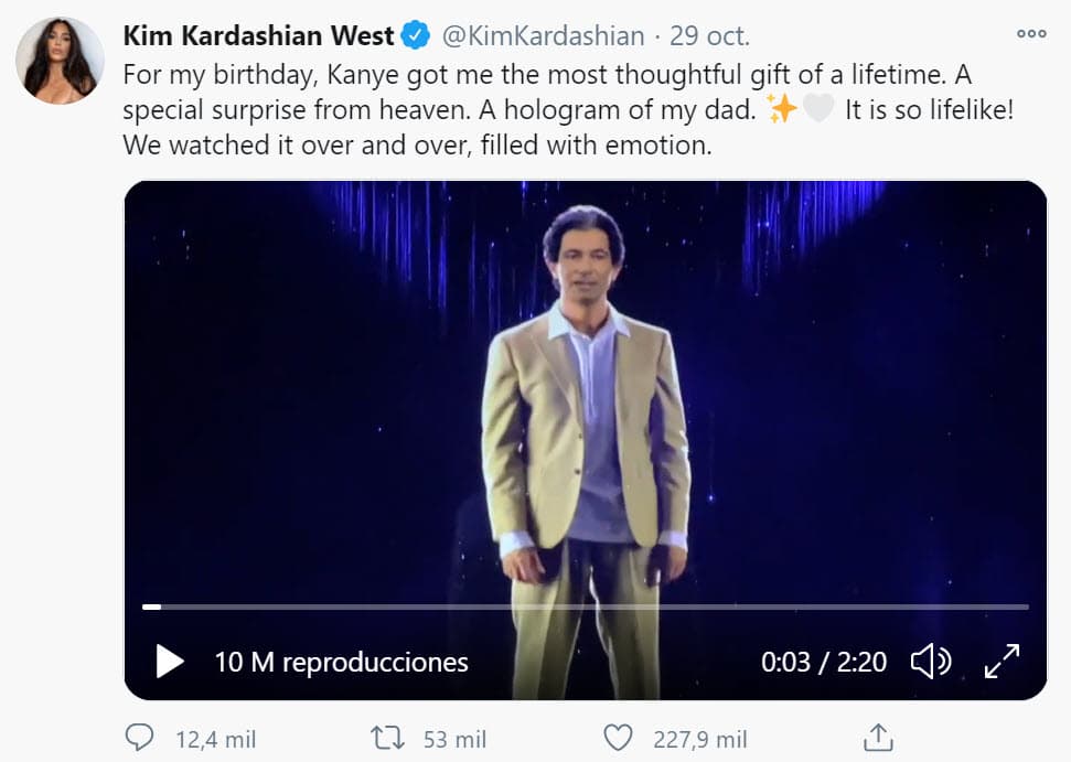 Este 2020 Kanye West superó sus propios regalos al tocar emotivas fibras a toda la familia Kardashian con el 
<b>original holograma</b>. 
<br>