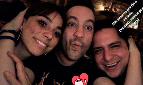 En sus respectivas cuentas de Instagram, ambos famosos ya eliminaron las fotos que daban cuenta de su relación.