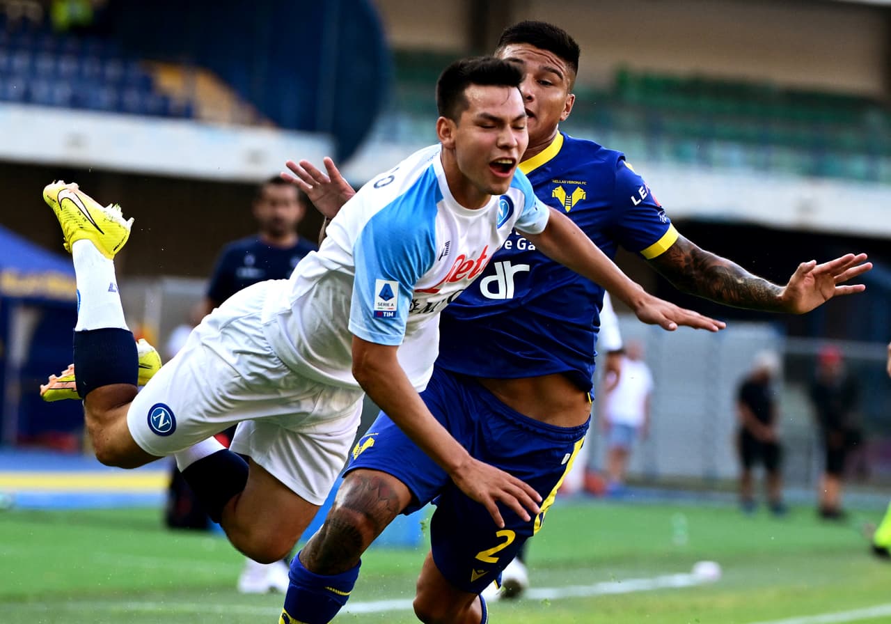 El futbolista formado en Pachuca recibió constantemente faltas y golpes por su desequilibrio.