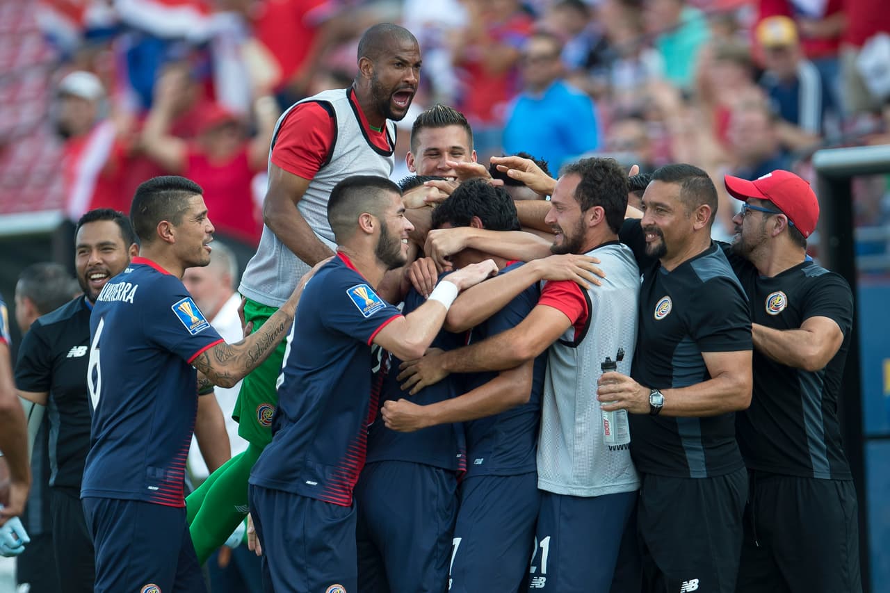 Costa Rica caminó a cuartos al vencer 3-0 a Guayana Francesa