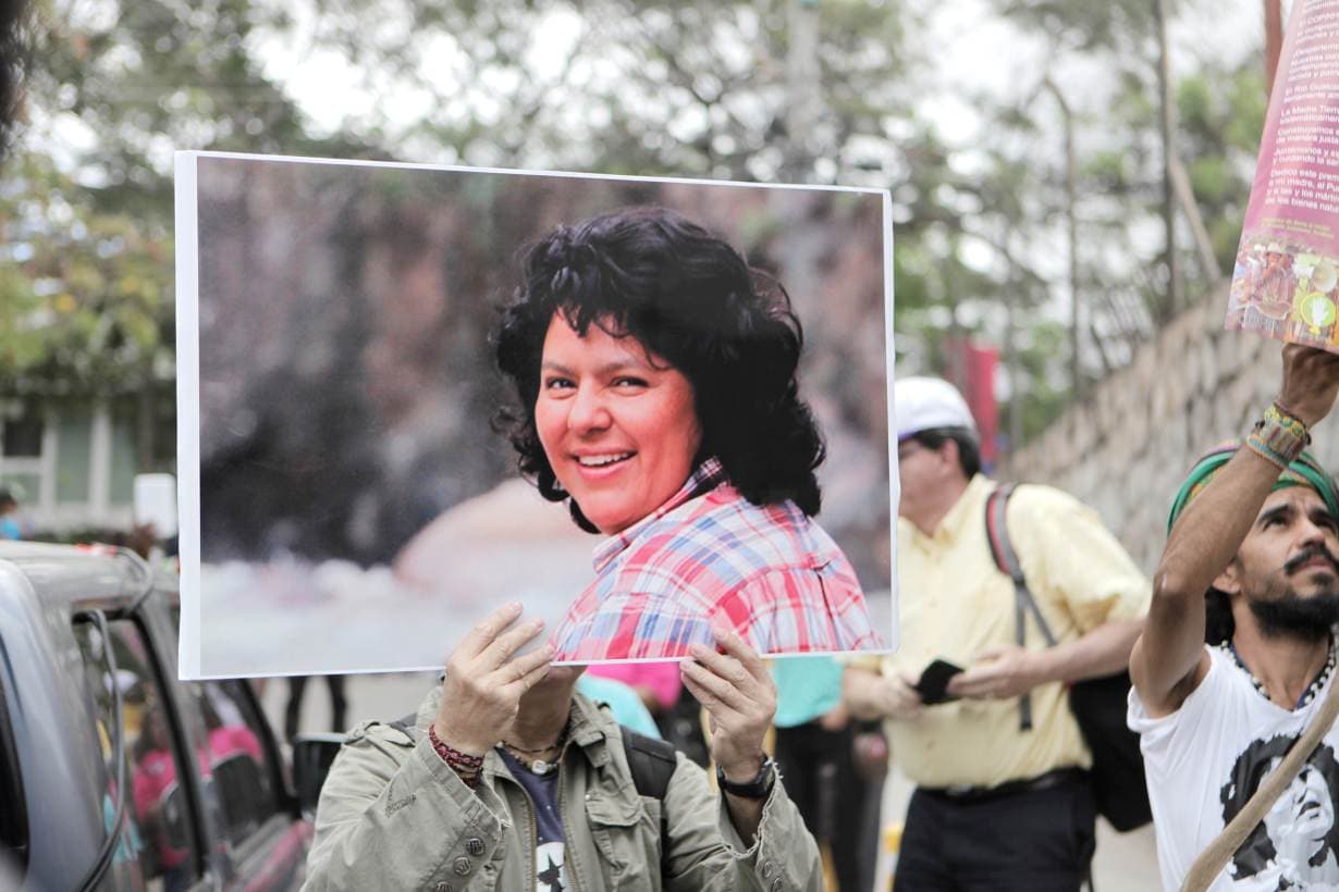 La foto de Berta Cáceres en una marcha en Tegucigalpa, Honduras.