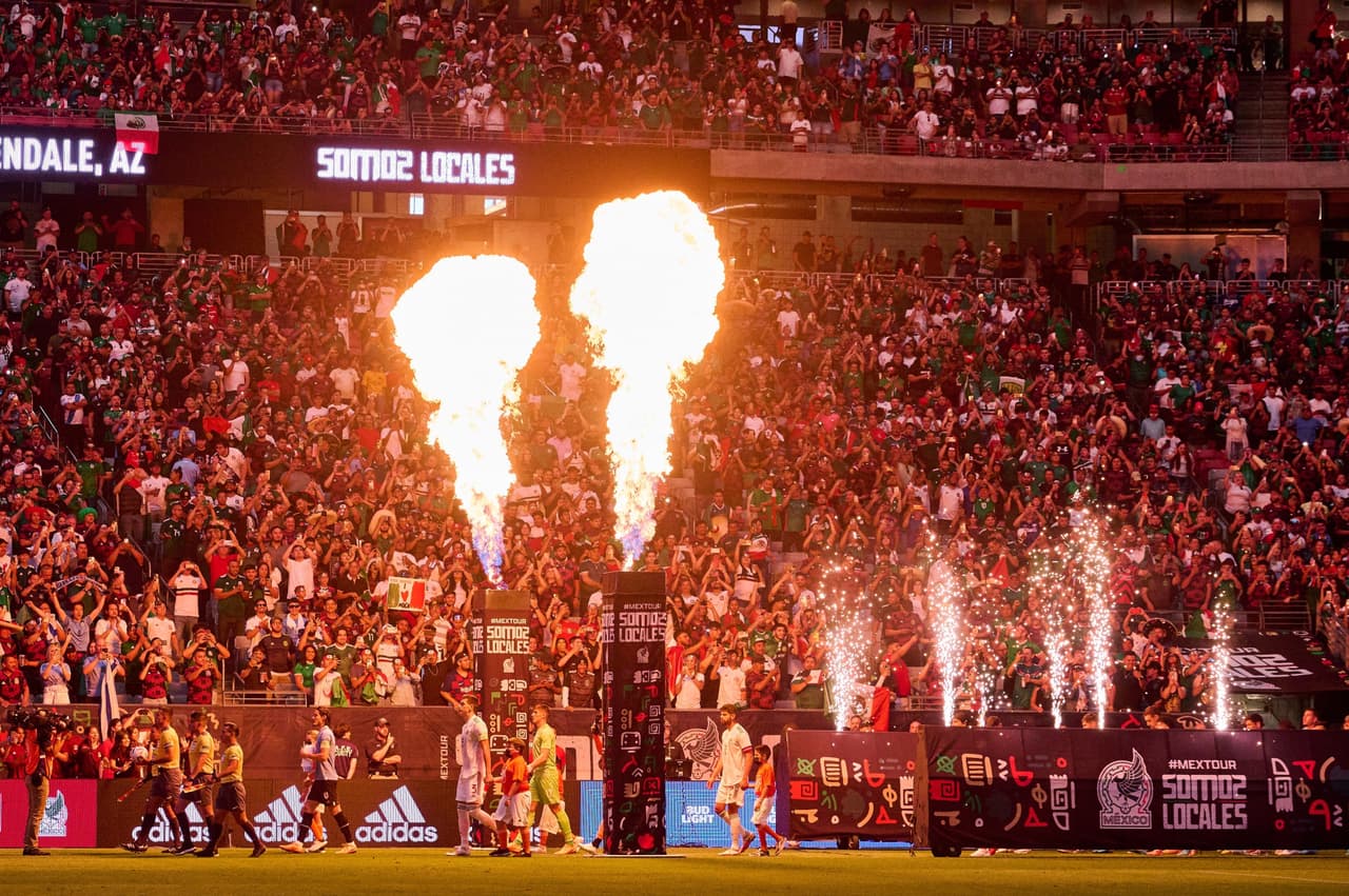 La selección mexicana tuvo uno de sus partidos más oscuros en la era del ‘Tata’ Martino y con doble de Edinson Cavani, Uruguay le pasó por encima a un Tri, que generó dudas, incertidumbre y preocupación a menos de 6 meses de Qatar 2022.