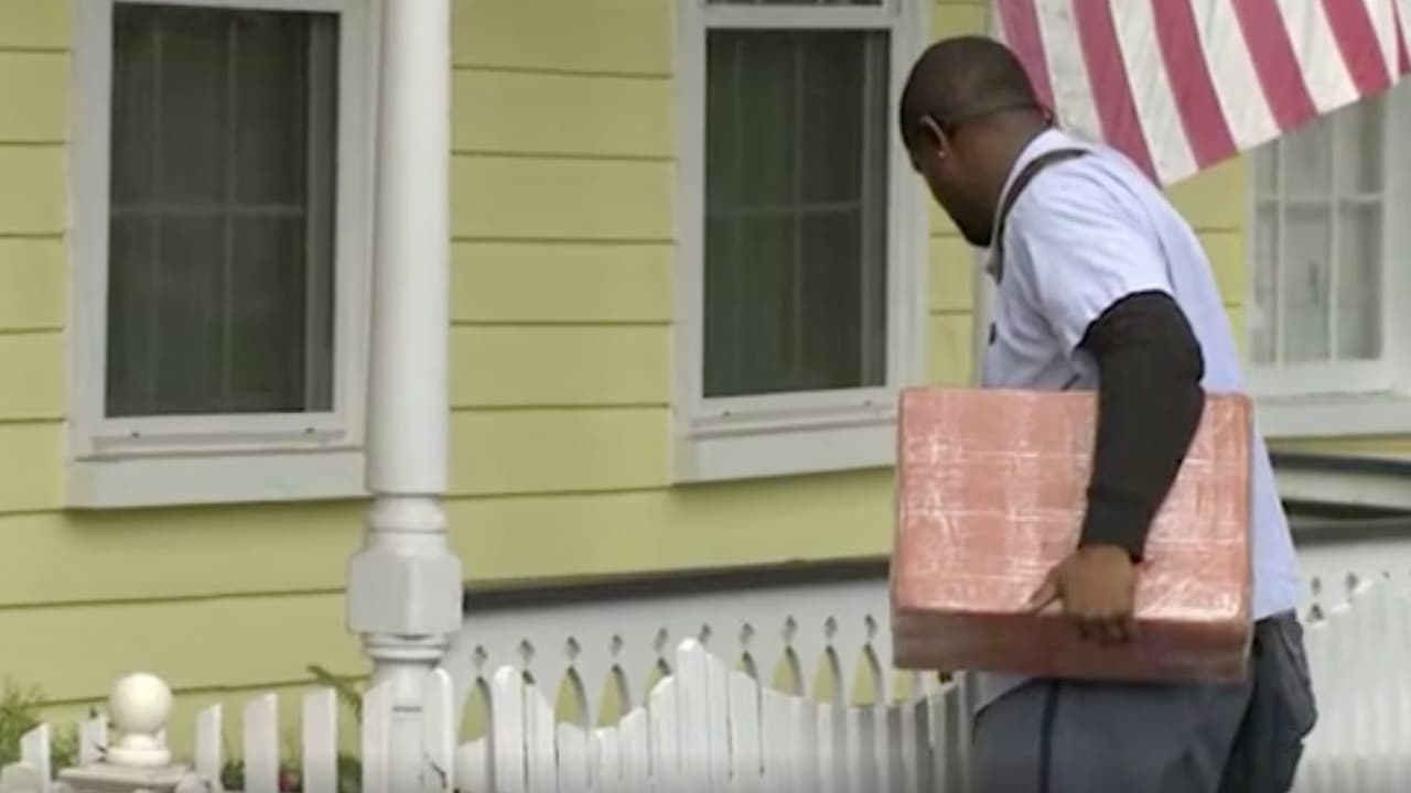 Aunque en muchas ocasiones esa opción no función porque posiblemente el repartidor no vea el mensaje.