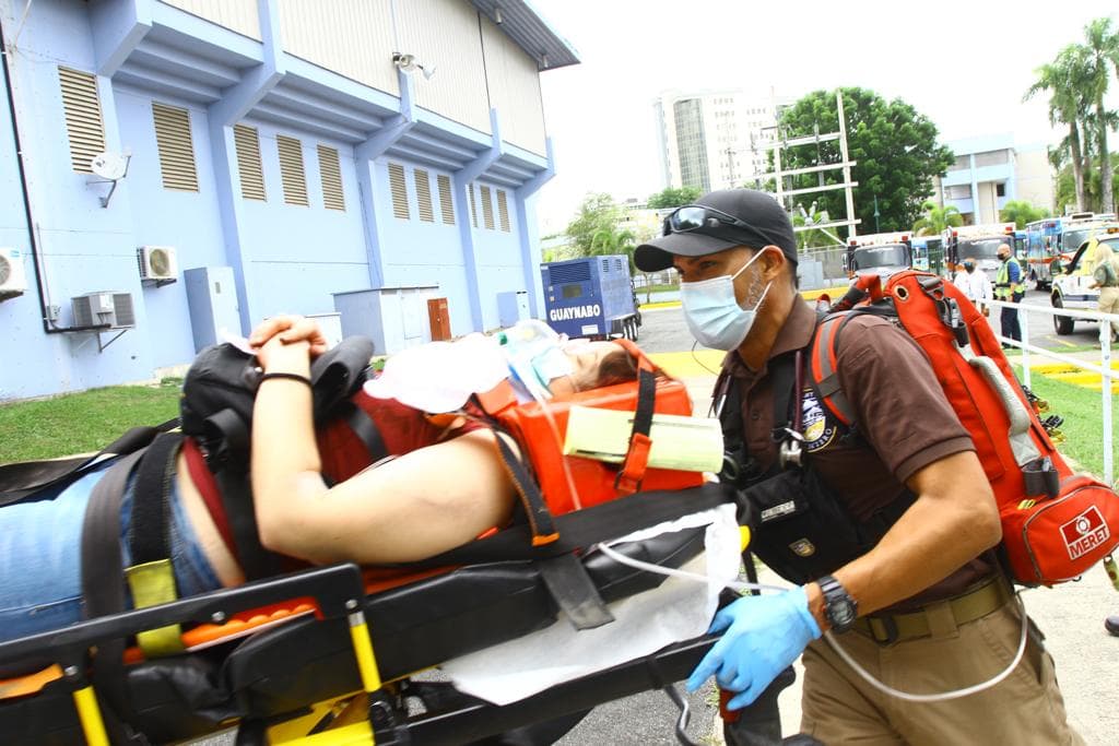 En el ejercicio los primeros respondedores tuvieron que atender a un total de 24 personas “heridas”, de las cuales 13 fueron transportadas en ambulancia aérea.
<br>