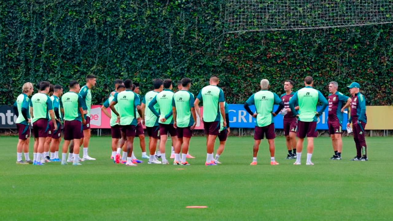 El sorpresivo once con el que ensayó el 'Vasco'