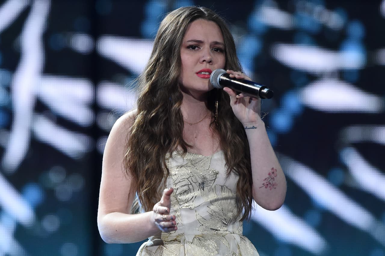 Completamente en vivo, Joy se lució con su número musical.