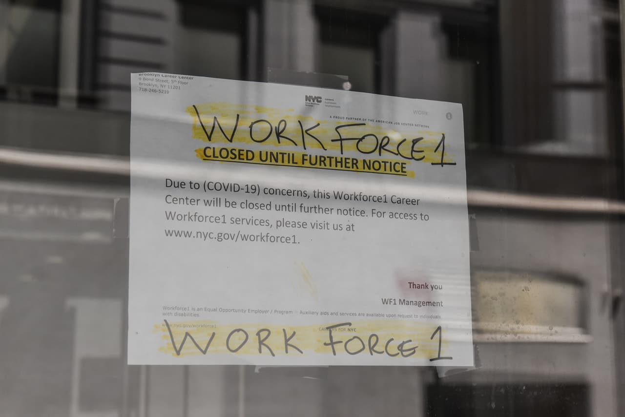 Más hogares en aprietos: 36.5 millones de personas han pedido el subsidio por desempleo en EEUU