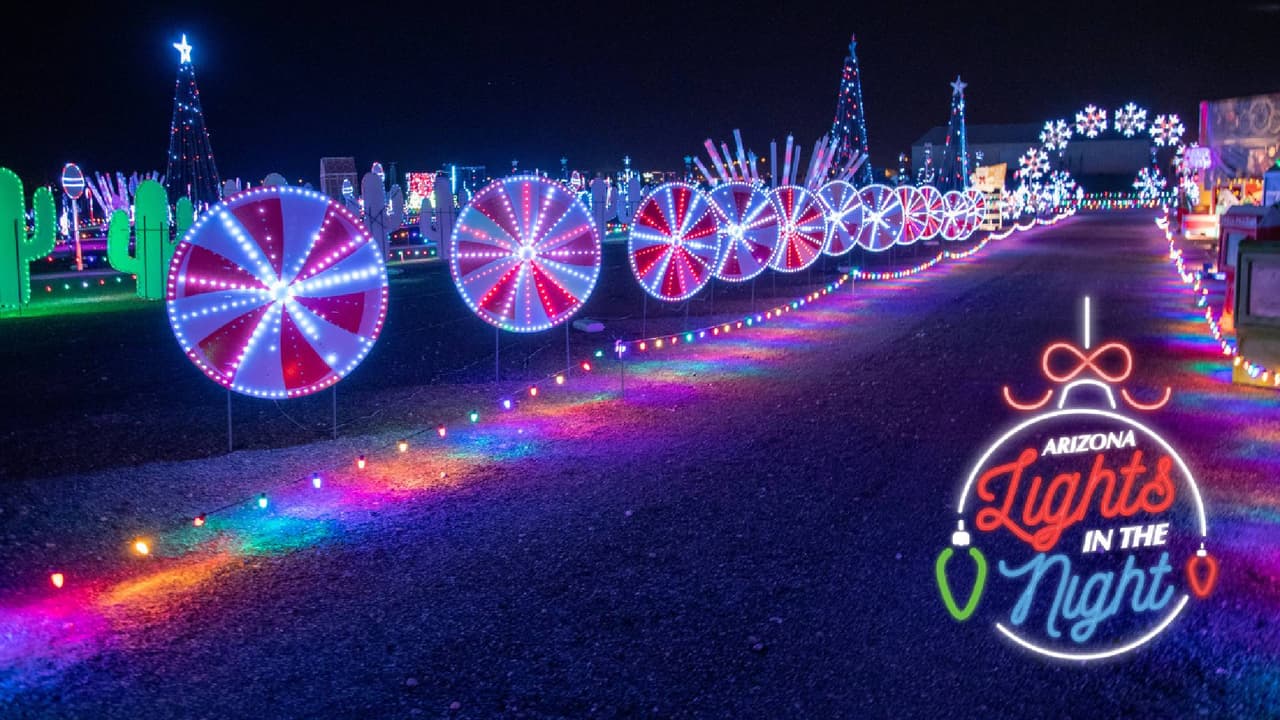 <b>Arizona Lights in the Night</b> se lleva a cabo en el Thompson Event Center, ubicado sobre el 1901 N. Alma School Road, cerca de Loops 101 y 202 en Mesa, del 1 al 30 de diciembre, el cual puedes disfrutar desde tu automóvil.