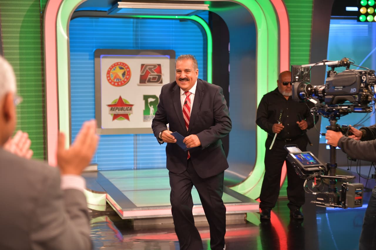 República Deportiva cumple 20 años de alegría e información y así los vivimos este domingo.