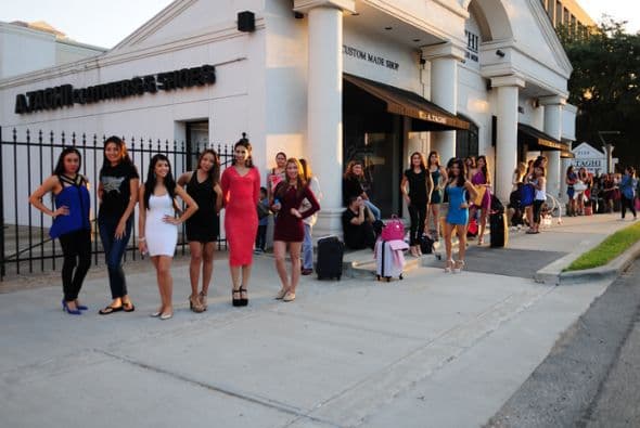 ¡Que Osmel se agarre lo que se tenga que agarrar! Las bellas en Houston nos dejaron boquiabiertos y cuidado, que aquí pudiera estar la próxima reina.