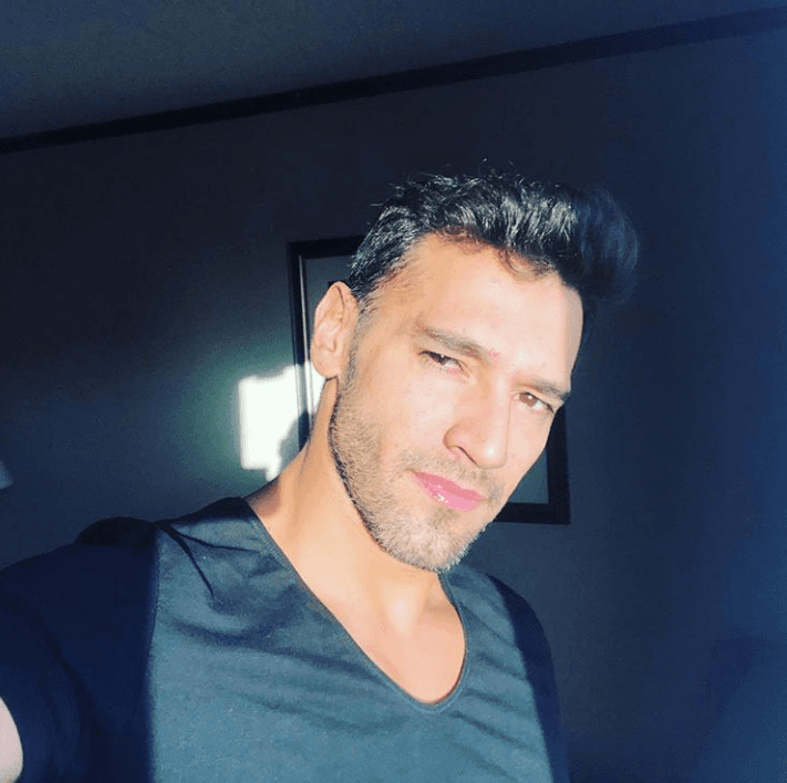 Raúl Coronado comenzó su carrera en televisión participando en las telenovelas ‘Amorcito corazón’ y ‘Una familia con suerte’.
<br>