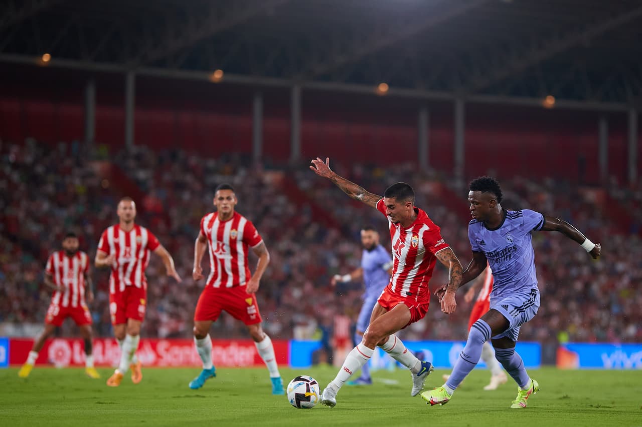 Real Madrid sufrió pero terminó derrotando al Almería con un golazo de David Alaba que entró de cambio para salvar a su equipo.