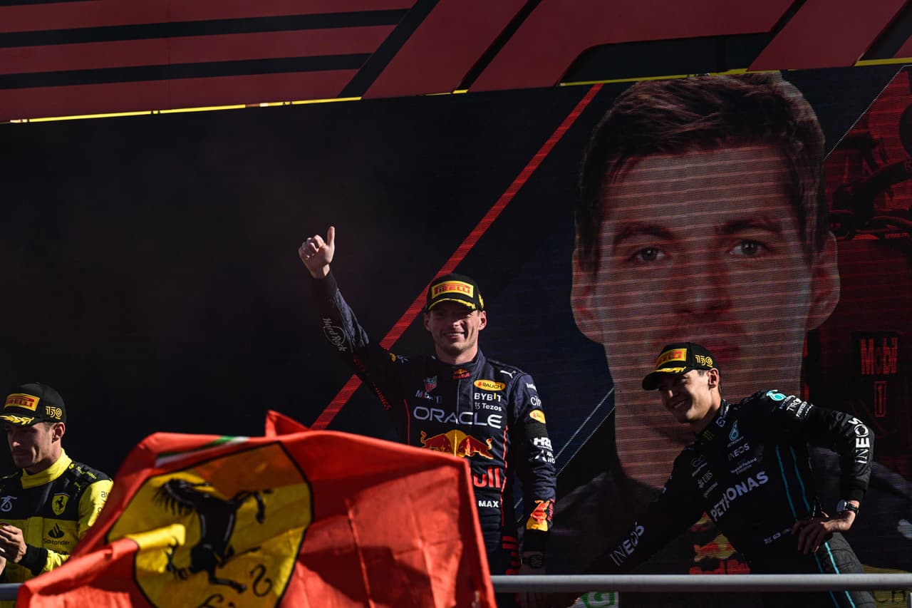 Verstappen ganó en el GP de Monza y el mexicano Sergio Pérez terminó en sexto lugar tras una estrategia que le ayudó a subir posiciones; la carrera finalizó con Safety Car tras abandono de Ricciardo.