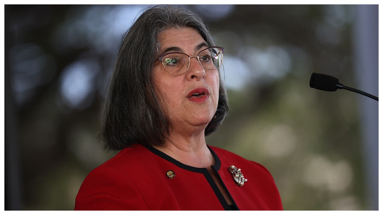 Ordenan revisar contratos de Miami-Dade para verificar que no estén conectados con negocios rusos