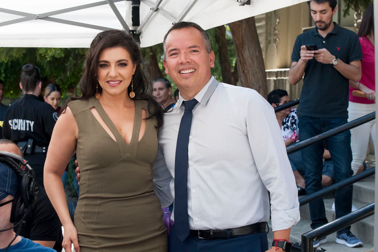 Una bienvenida calurosa fue lo que recibió al equipo de Primer Impacto en Fresno. Tanto del clima como el cariño del público del Valle Central. Todos los presentes tuvieron la oportunidad de tomarse fotos y convivir con el equipo.
