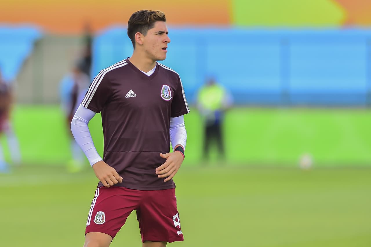 Lozano sobre Muñoz: "Juega con una soltura y es distinto"