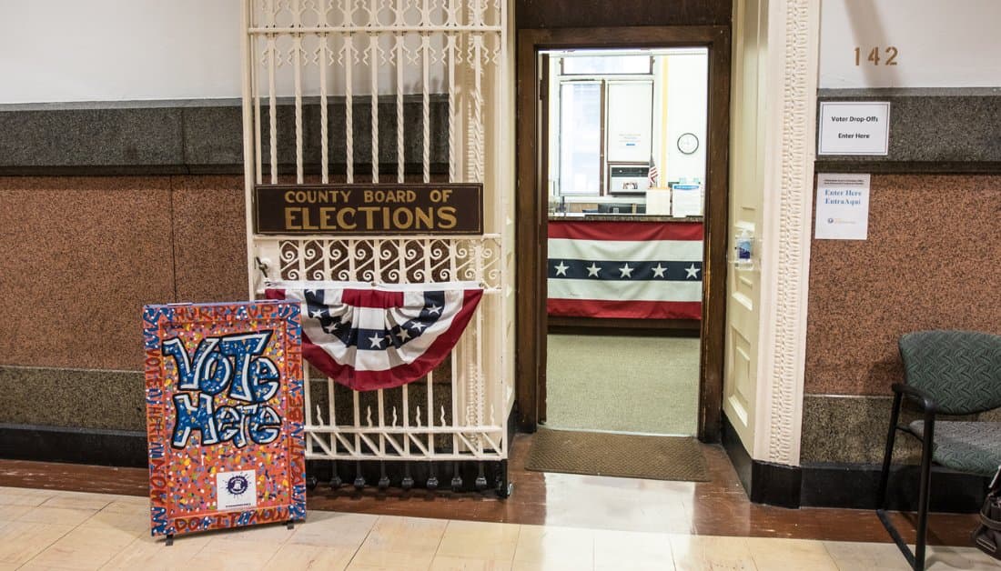 Los buzones de votación por correo ya están disponibles para las elecciones primarias de mayo en Filadelfia 