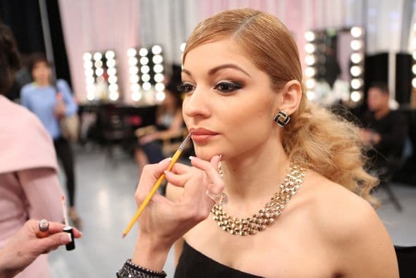 En esta segunda gala, las chicas del primer grupo se arreglaron de tal manera que el público quedará impactado con su presencia.