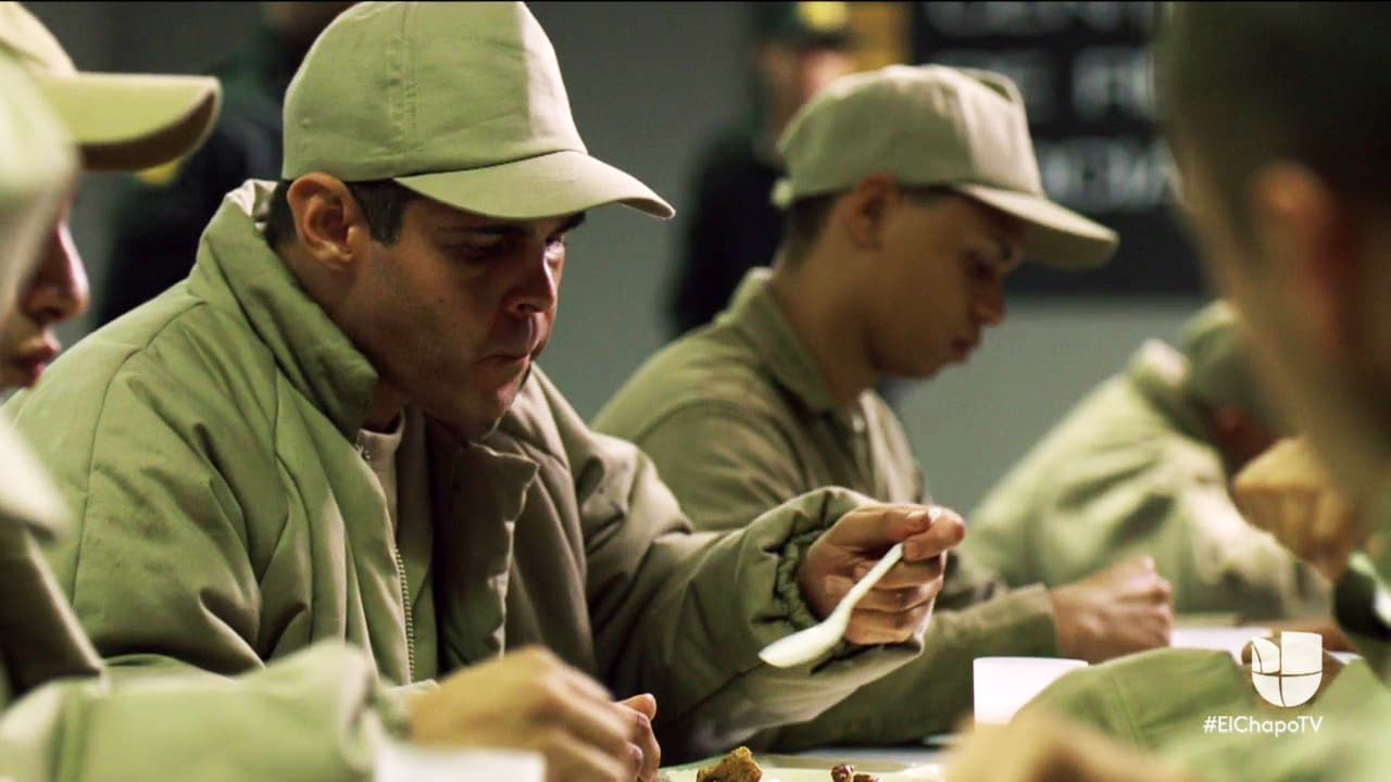 Pero
<b><a href="http://www.univision.com/series/el-chapo">‘El Chapo’</a></b> ya planeaba su fuga del penal.