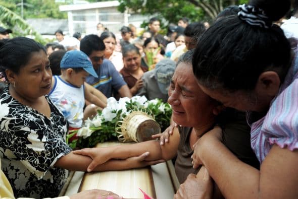 El análisis, que no especifica el total de homicidios cometidos en el país en el período comprendido entre enero de 2007 y agosto de 2010, señala que 53 por ciento de los asesinatos estudiados se realizó entre las 17:00 y las 03:00 horas y tuvo lugar principalmente en áreas urbanas.