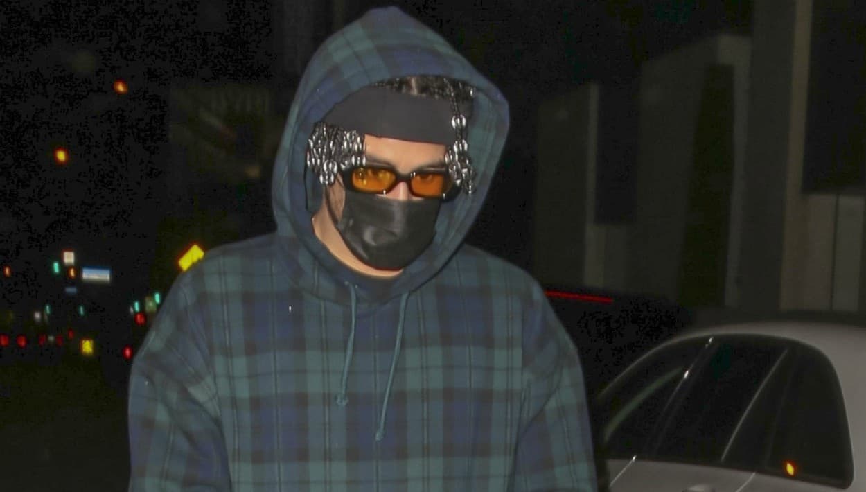 Bad Bunny dio positivo a covid-19: representantes explican los cambios en su agenda 