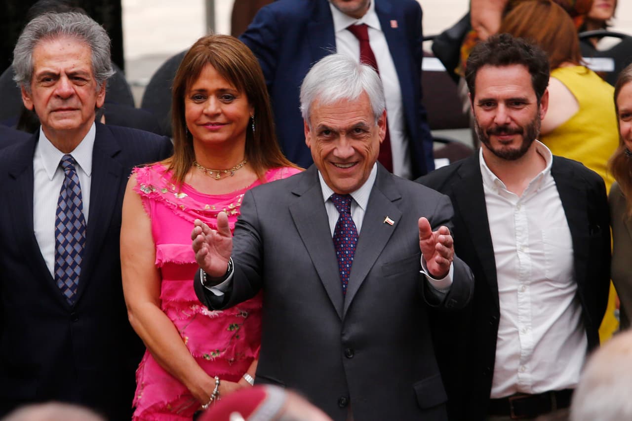 Piñera convoca oficialmente un inédito plebiscito constitucional en Chile