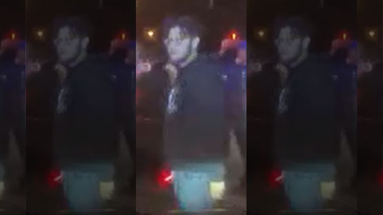 Los investigadores dijeron que un grupo de corredores cerró la intersección de Northside Drive cerca de la Interestatal 75 y obstruyó a los oficiales que intentaban responder a la escena.