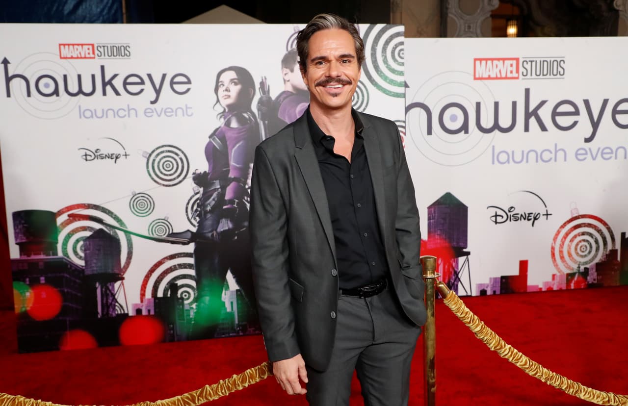 Tony Dalton forma parte del elenco de 'Hawkeye'.