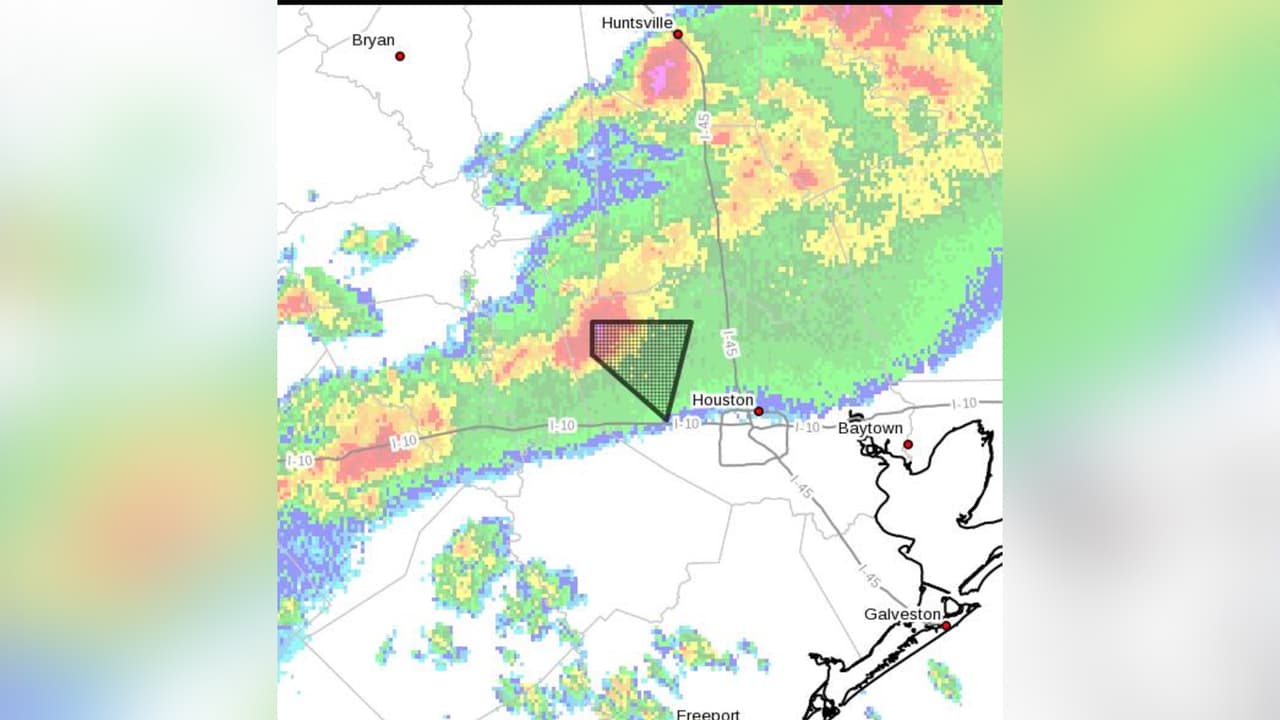 Emiten aviso por tornado este sábado para algunas áreas del condado Harris