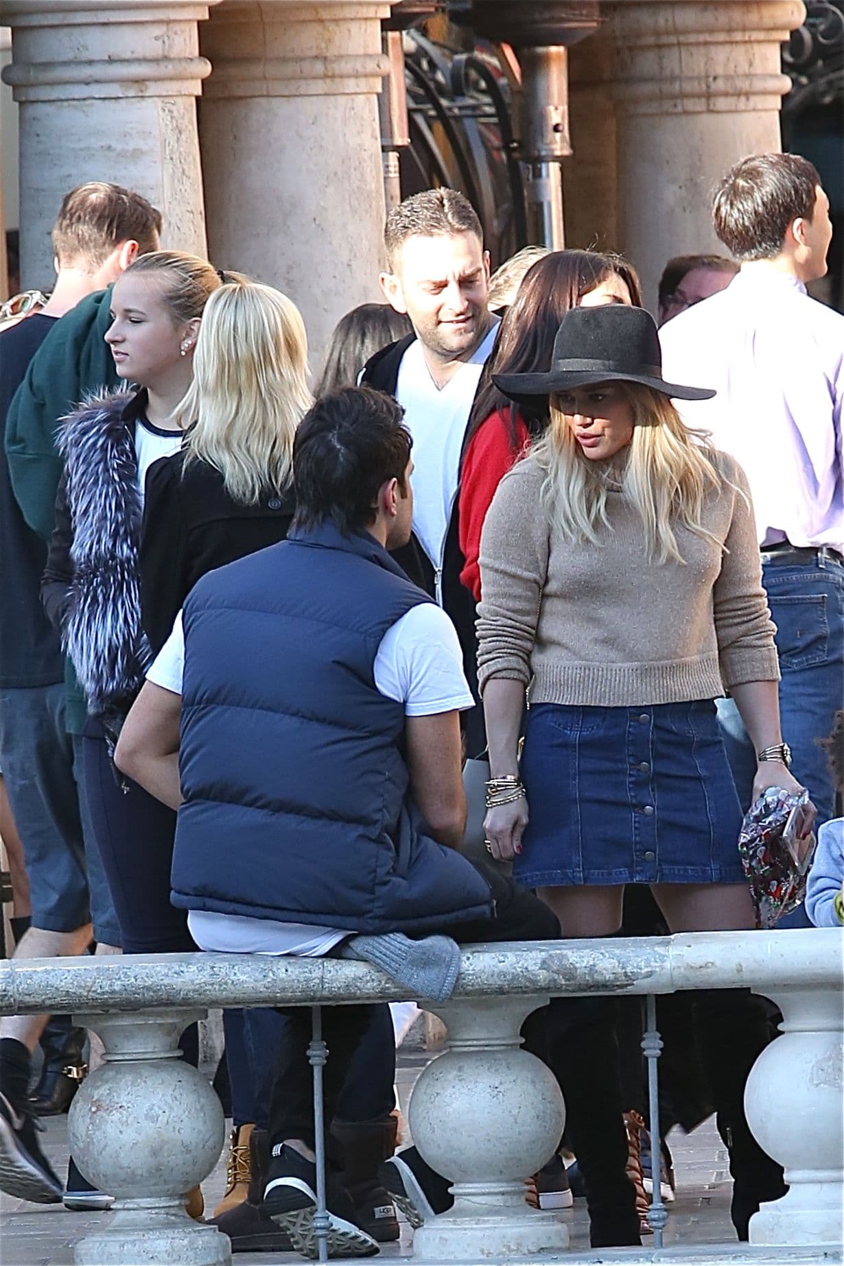 Enseguida se encontró con su ex pareja, Mike Comrie.