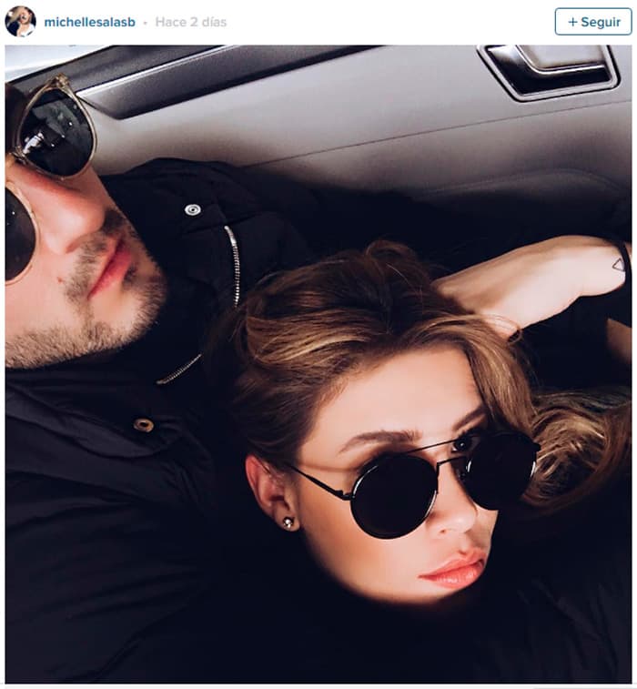 A los miles de 
<i>likes</i> y cientos de comentarios se sumó un comentario de la abuela Sylvia Pasquel, quien escribió: 'La pareja perfecta. Bellos inteligentes emprendedores amorosos exitosos!!!!!', a lo que ella contestó: 'Gracias abue!!! Te quiero mucho!!!!'.