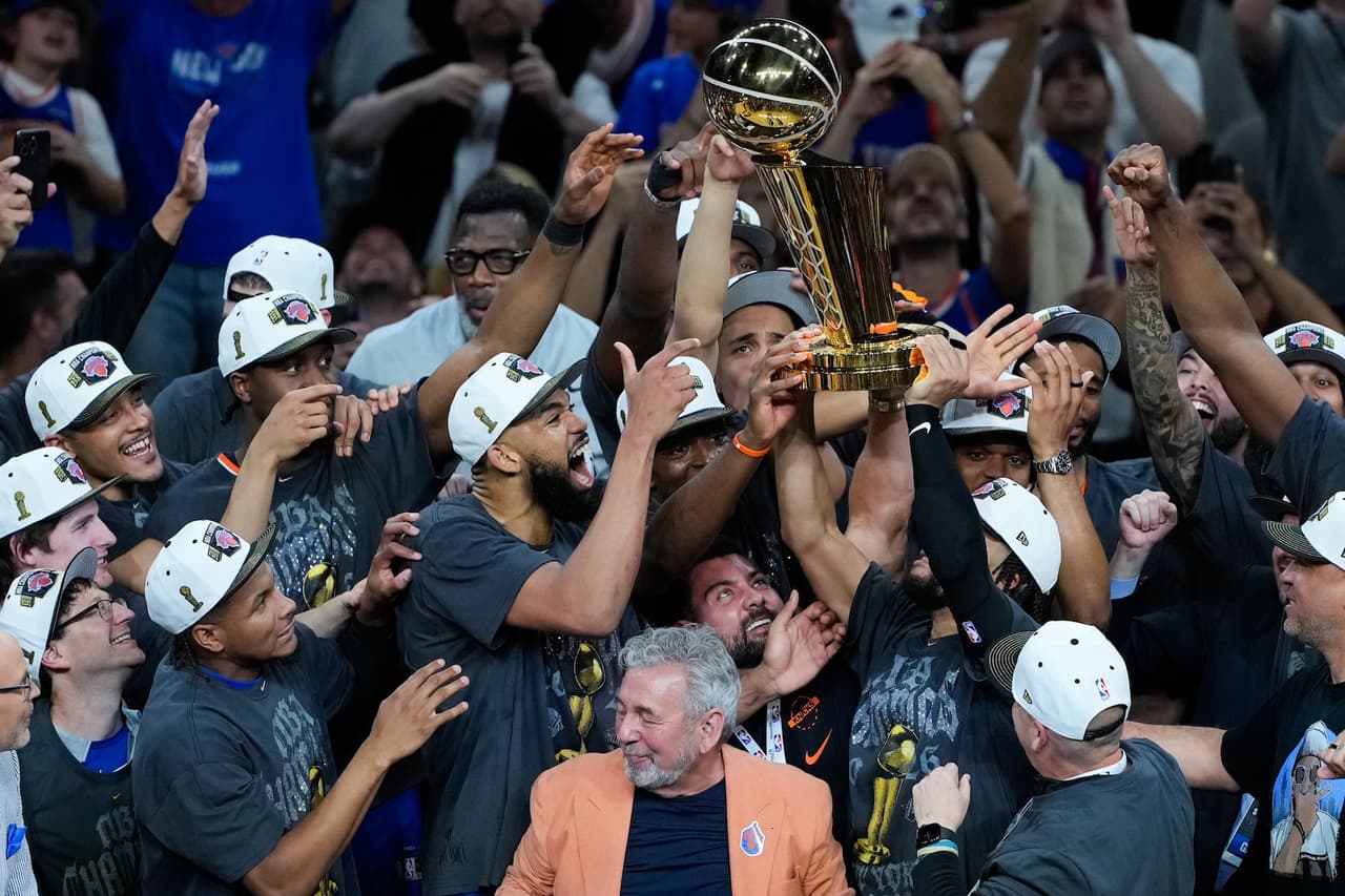 <b>Los Knicks ganaron la serie 4-1</b>; sin embargo, en sus cuatro victorias remontaron desventajas de doble dígito ante uno Spurs que fueron dignos contendientes, demostrando por qué había llegado a la pelea por el título.