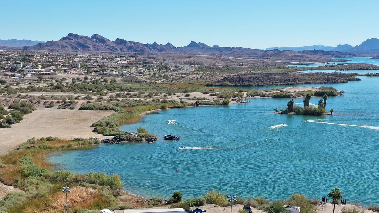 Adolescente muere después de quedar atrapada debajo de un bote en Lake Havasu 