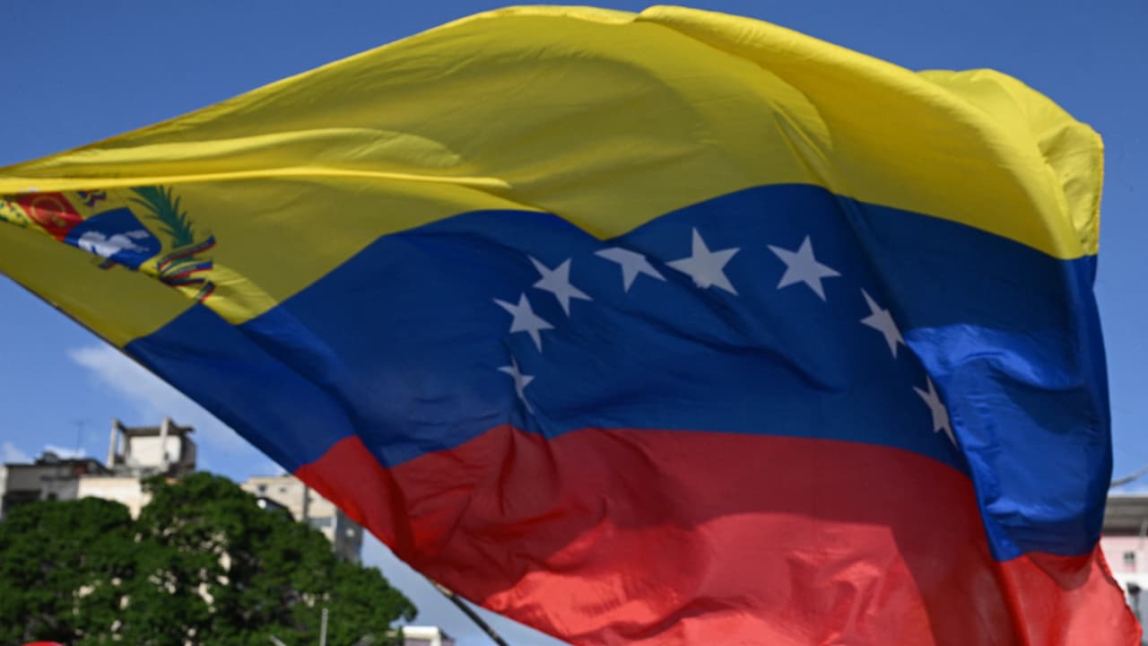 Venezolanos que no sean beneficiarios del TPS de 2021, ¿en riesgo de deportación? Abogado responde