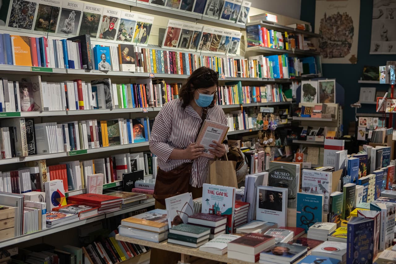 La orden entra en vigencia el viernes 26 de junio a las 5 p.m. 
<a href="https://www.univision.com/local/north-carolina-wuvc/carolina-del-norte-extiende-la-segunda-fase-de-reapertura-hasta-el-17-de-julio-y-anuncia-el-uso-obligatorio-de-mascarillas">Vea la información ampliada aquí.</a>