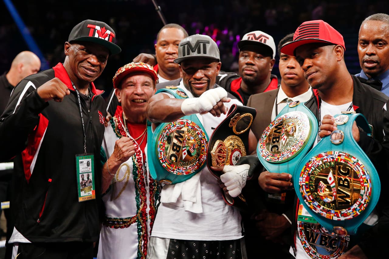 Floyd Mayweather Jr. dejará títulos welter y superwelter vacantes, será campeón emérito