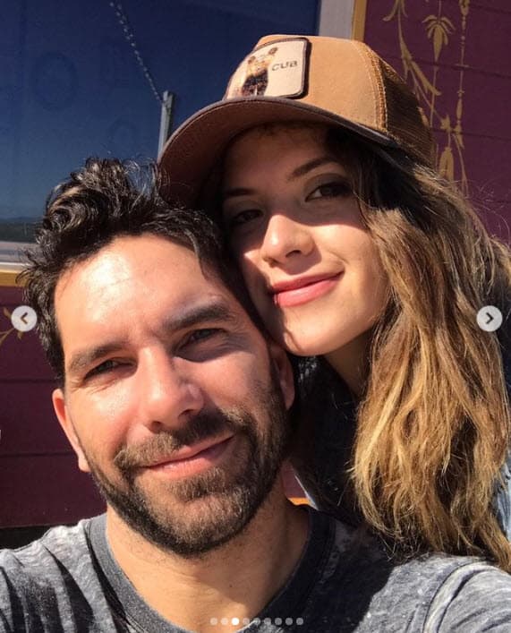 “Cuando me dijo que estaba grabando a dos horas, yo contesté ‘qué ridiculez que quieras venir’, porque al día siguiente tenía que volver a grabar ahí. Arap me dijo ‘voy a México a cenar contigo y me vuelvo a regresar al set’”, recordó la actriz.