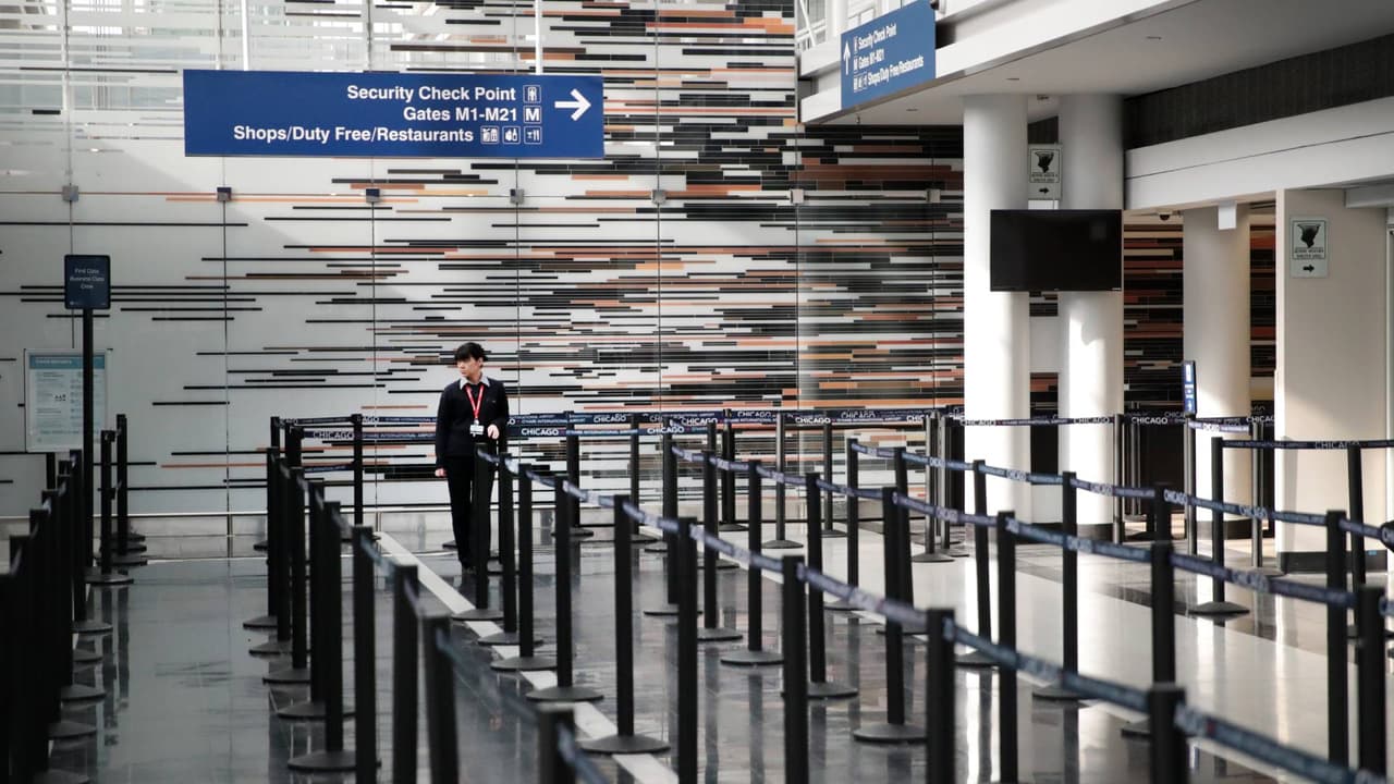 Revelan autopsia de la mujer hallada muerta en un área restringida del aeropuerto O’hare de Chicago
