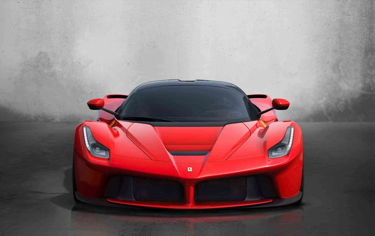 Como líder nato que es, necesita un vehículo poderoso que simbolice confianza y que encaje con su personalidad. Estas características se encuentran en los 
<a href="http://www.univision.com/noticias/ferrari/ferrari-laferrari-2014-fotos">autos deportivos, que mientras más rápidos sean, mejor</a>. En color rojo brillante y con un motor potente, tu automóvil será de ensueño.