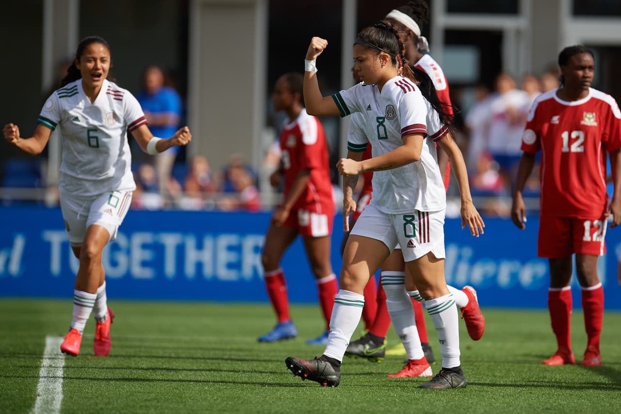 Con goles de Liliana Mercado, Stephany Mayor, Kiana Palacios, Jimena López y doblete de Renae Cuéllar, México gole y continúa con su paso perfecto rumbo a Tokio 2020.