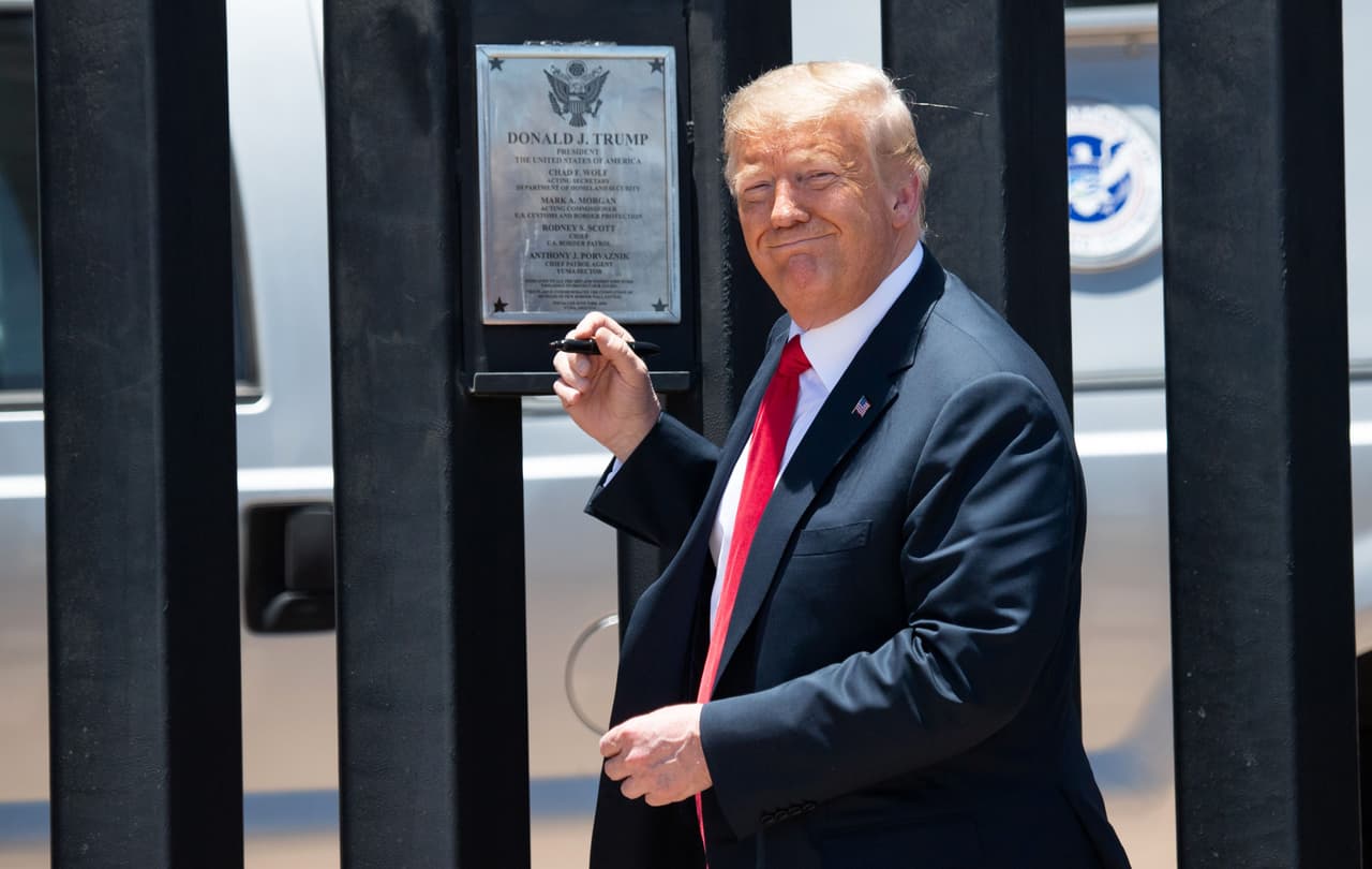 Trump busca recuperar impulso para su campaña tras el evento del fin de semana en Tulsa, Oklahoma, donde miles de asientos quedaron vacíos.