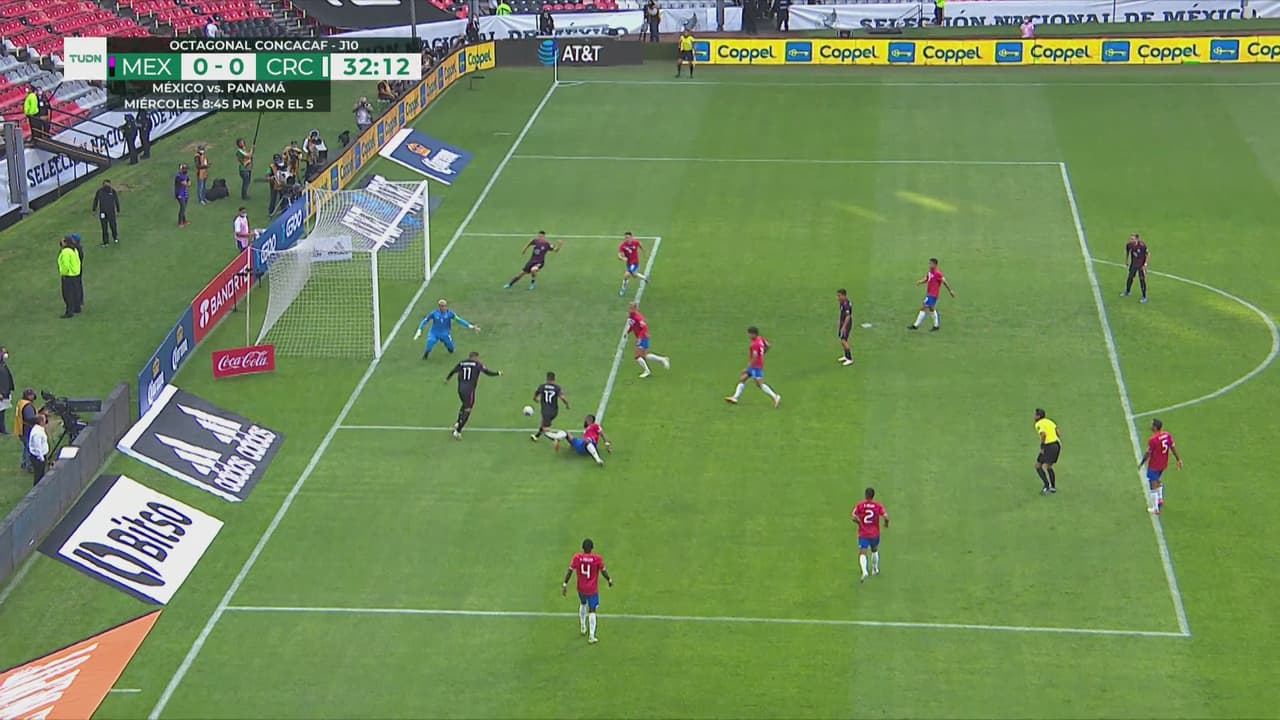 ¡Pésima suerte! Funes Mori anota, pero estaba en fuera de lugar